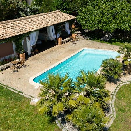 אולביה Villa Niloan מראה חיצוני תמונה