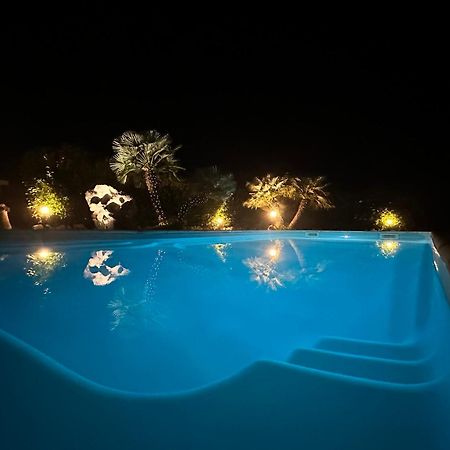 אולביה Villa Niloan מראה חיצוני תמונה