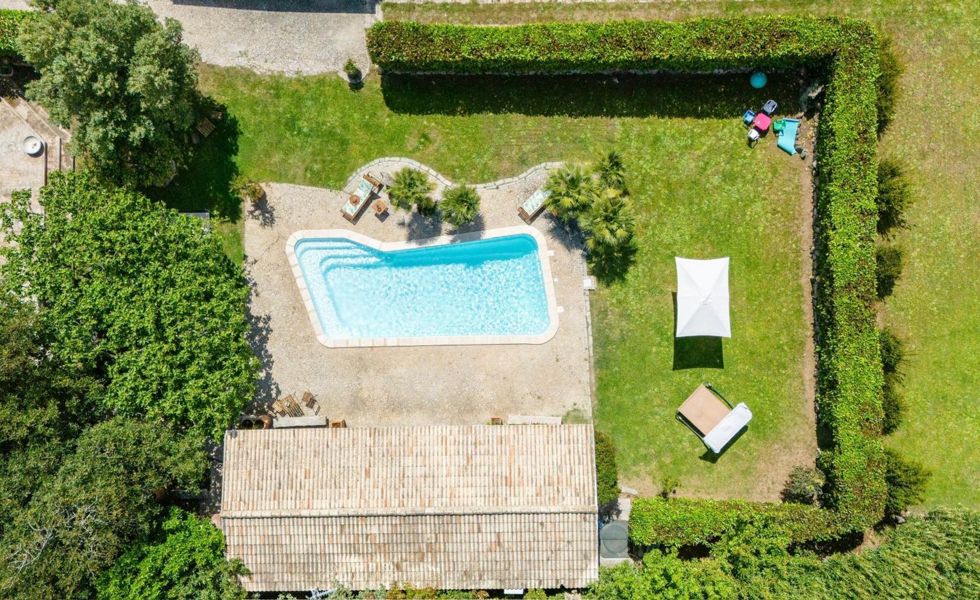 אולביה Villa Niloan מראה חיצוני תמונה