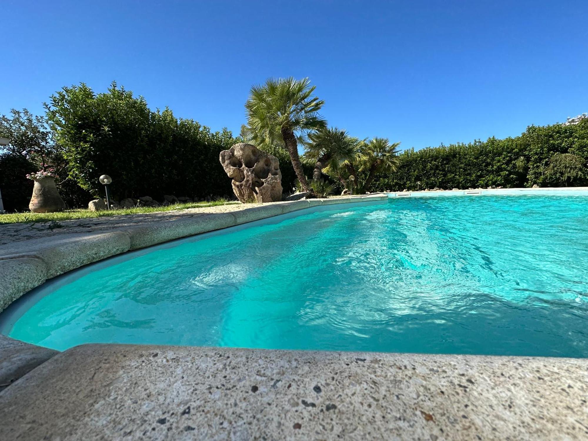 אולביה Villa Niloan מראה חיצוני תמונה
